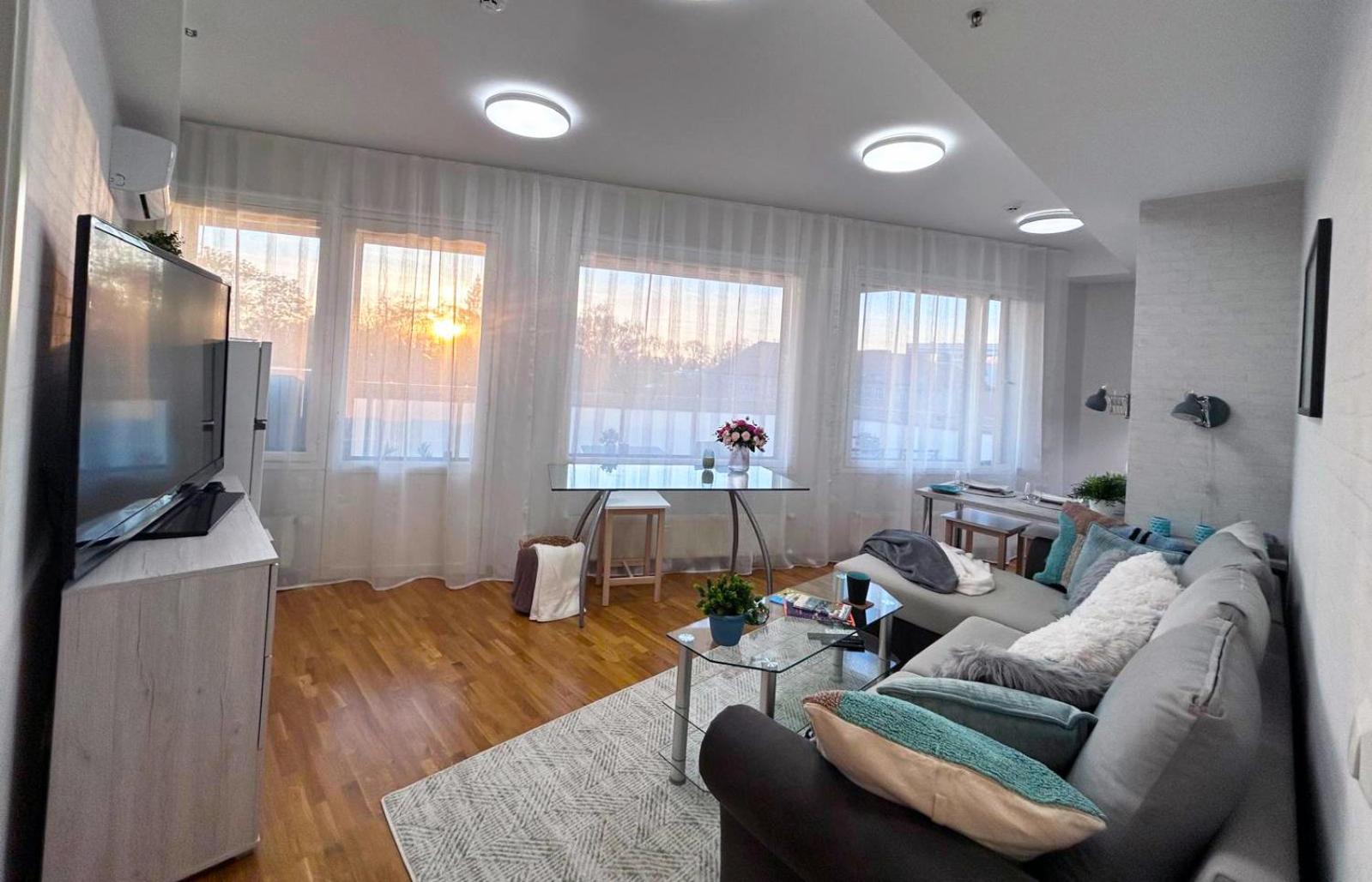 Stella'S Apartment - City Center - Free Secure Parking - Big Sun Terrace - Air Conditioning - Wifi - Tram To The Tallinn Bus Station And Old Town Ngoại thất bức ảnh
