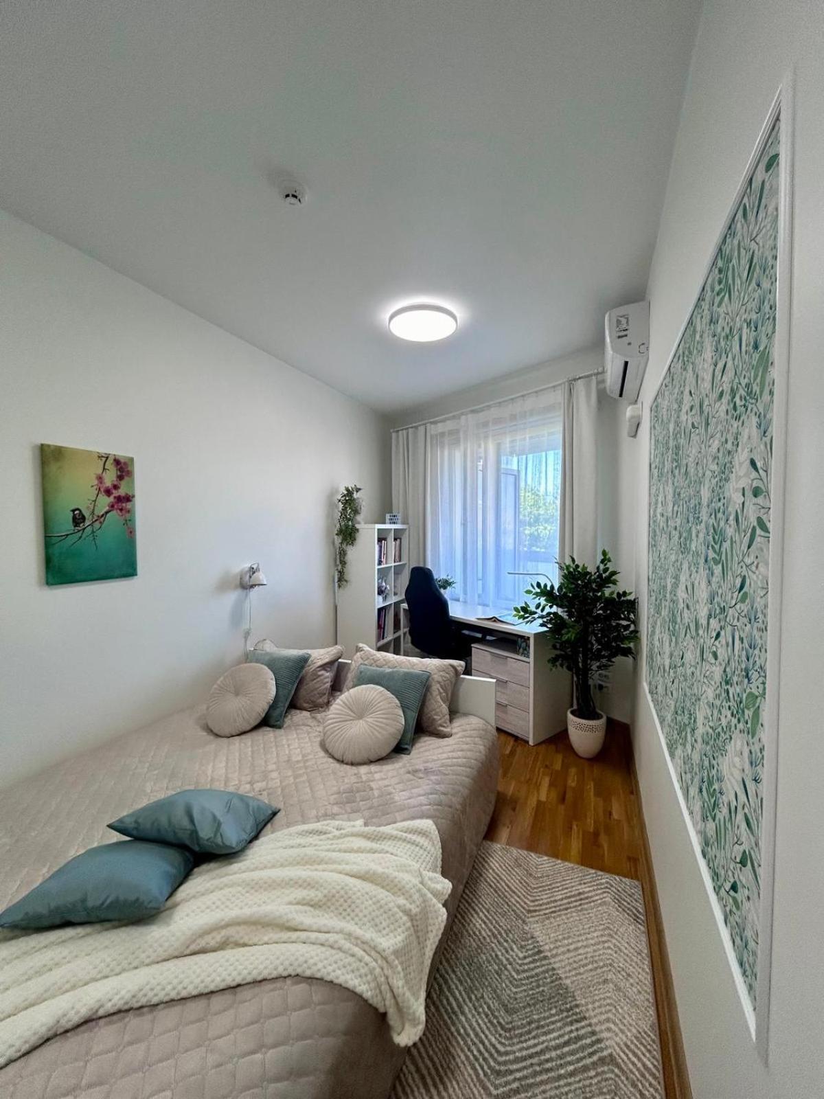 Stella'S Apartment - City Center - Free Secure Parking - Big Sun Terrace - Air Conditioning - Wifi - Tram To The Tallinn Bus Station And Old Town Ngoại thất bức ảnh