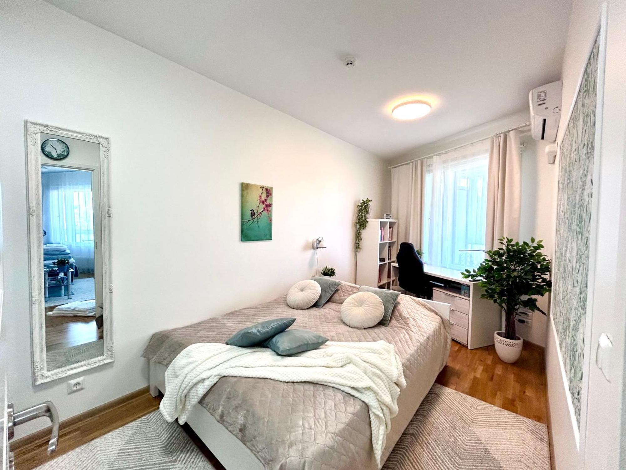 Stella'S Apartment - City Center - Free Secure Parking - Big Sun Terrace - Air Conditioning - Wifi - Tram To The Tallinn Bus Station And Old Town Ngoại thất bức ảnh